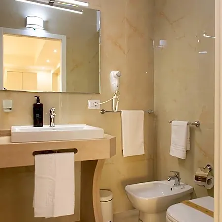 Hotel Global 3*