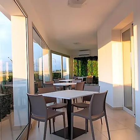 Hotel Global San Ferdinando